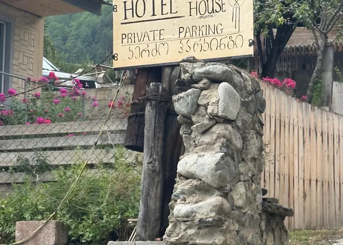 Hotel Old House Mestia