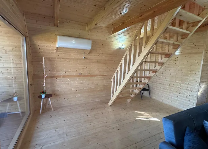 Dzaria Cottage